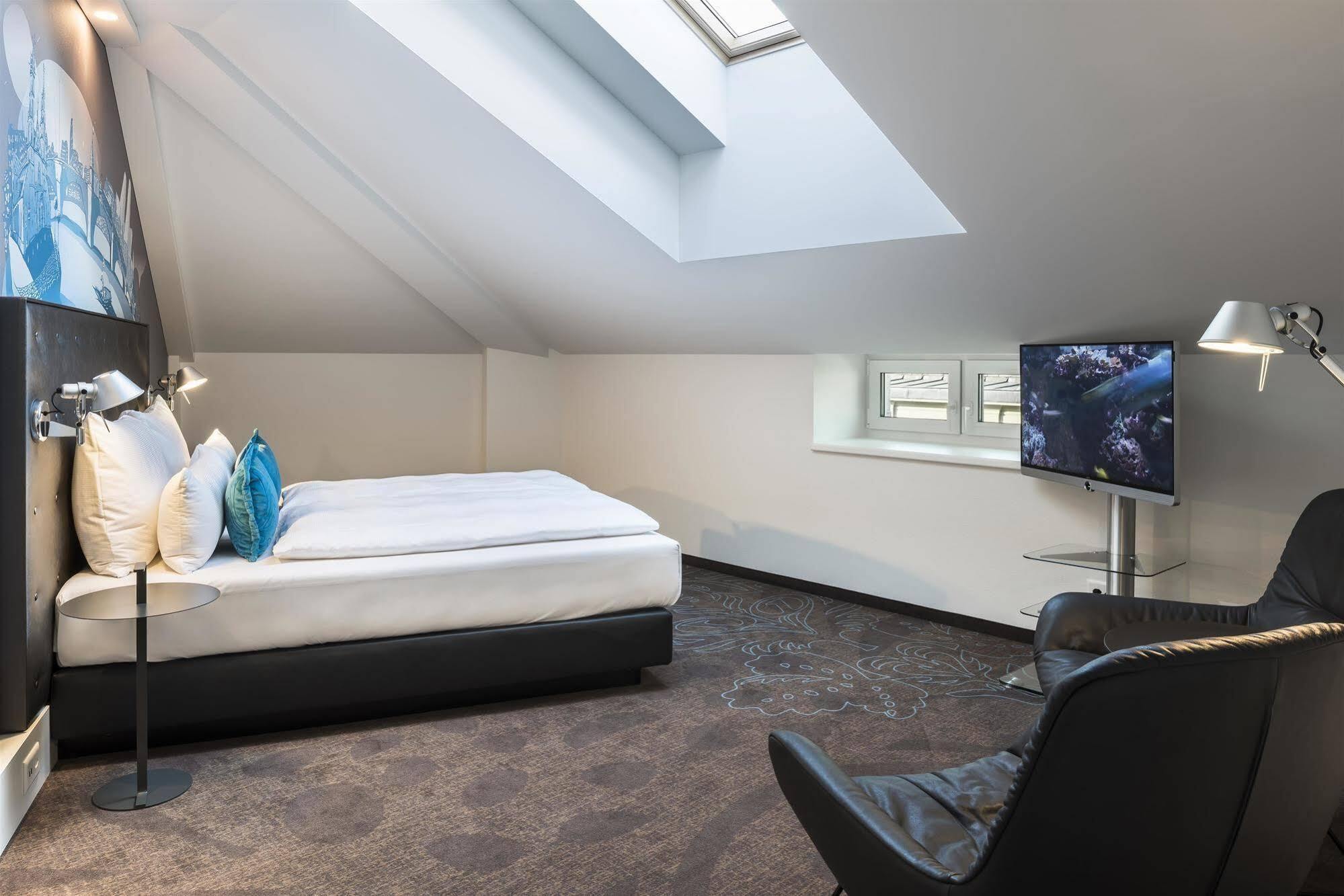 Motel One Базель Екстер'єр фото