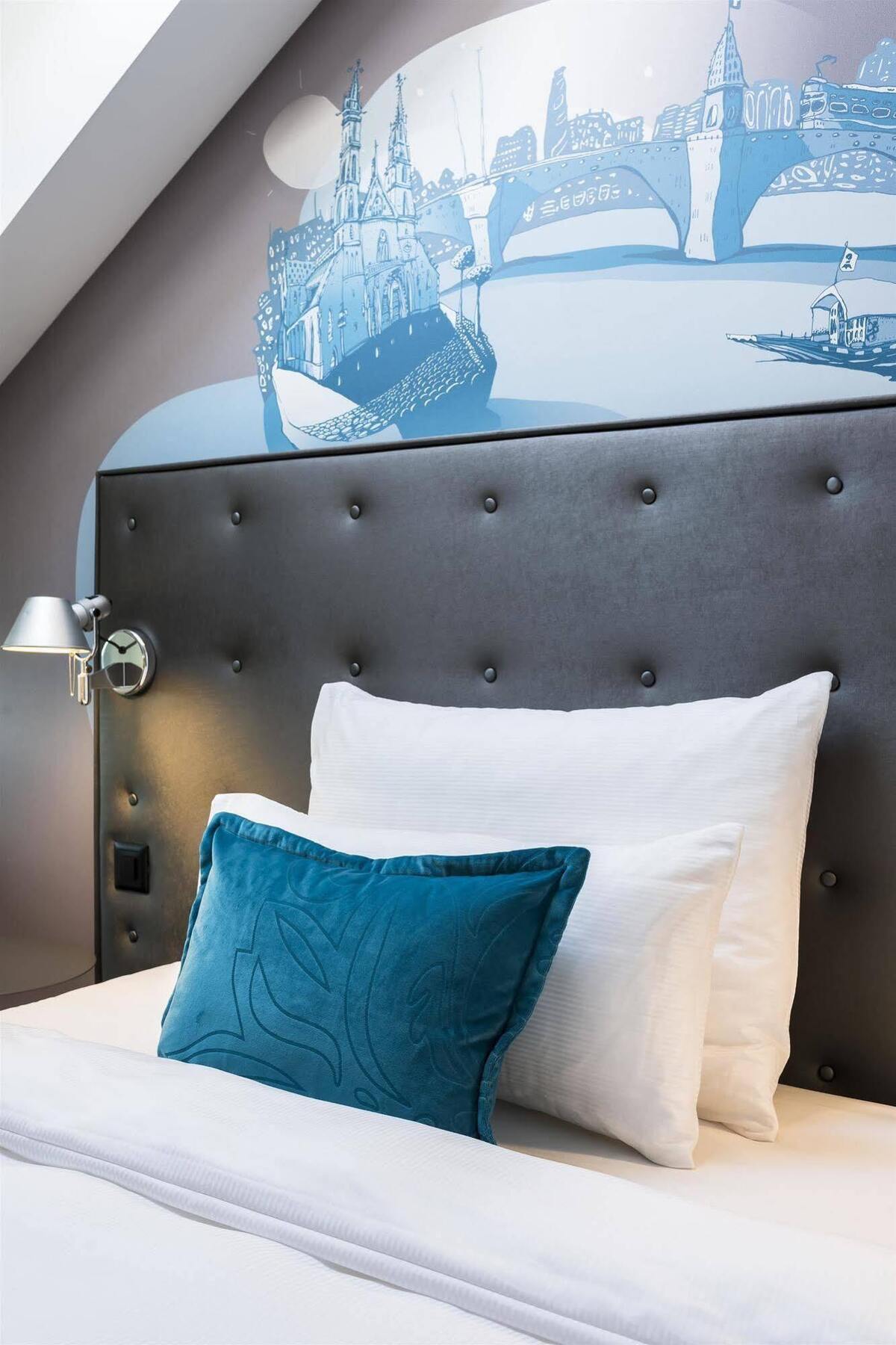 Motel One Базель Екстер'єр фото